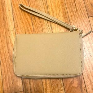 NWT Lost + Wander Camel Passport Wallet